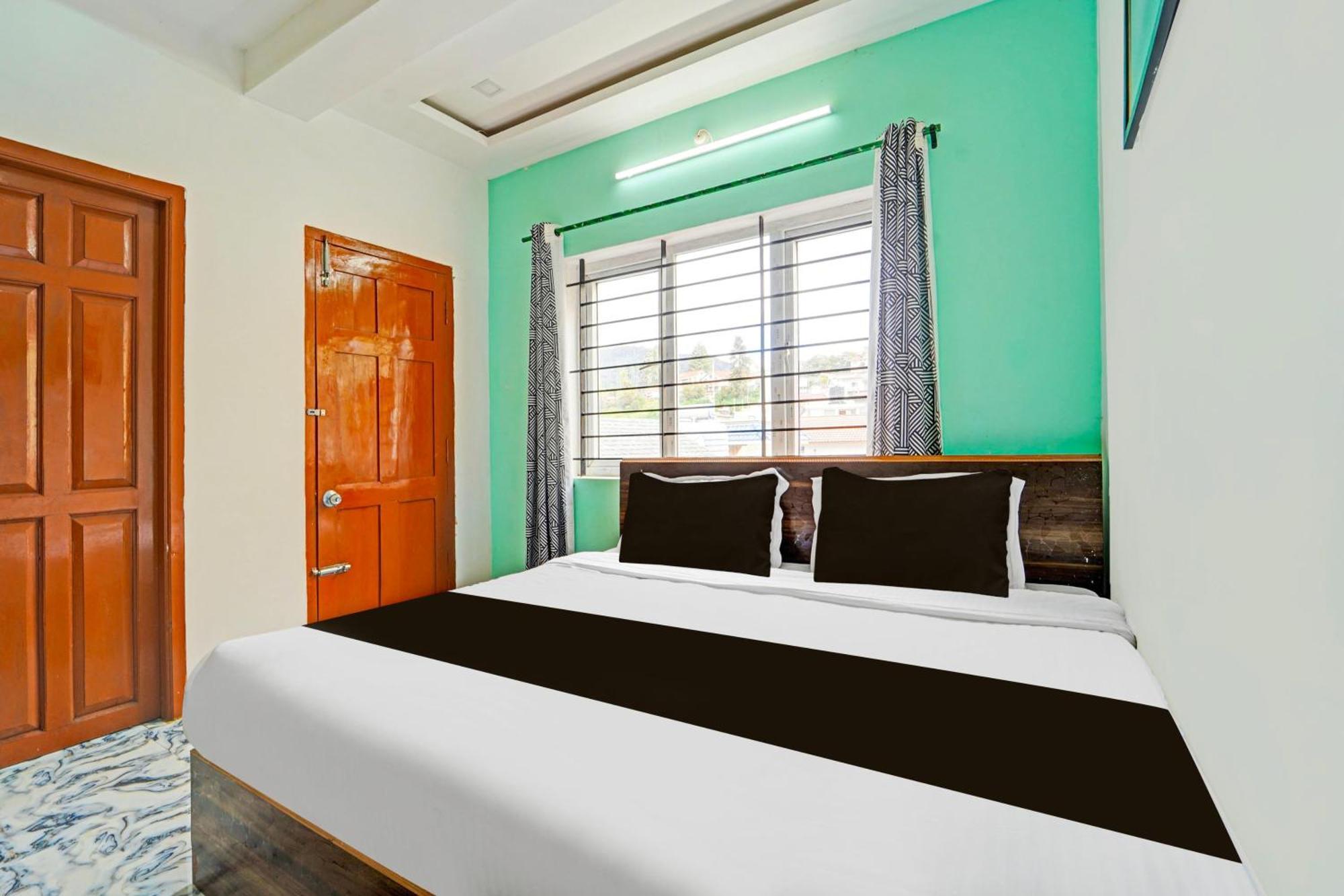 Hotel O Vijaynagar Road Formerly Anmol Peace Stay Ooty Dış mekan fotoğraf